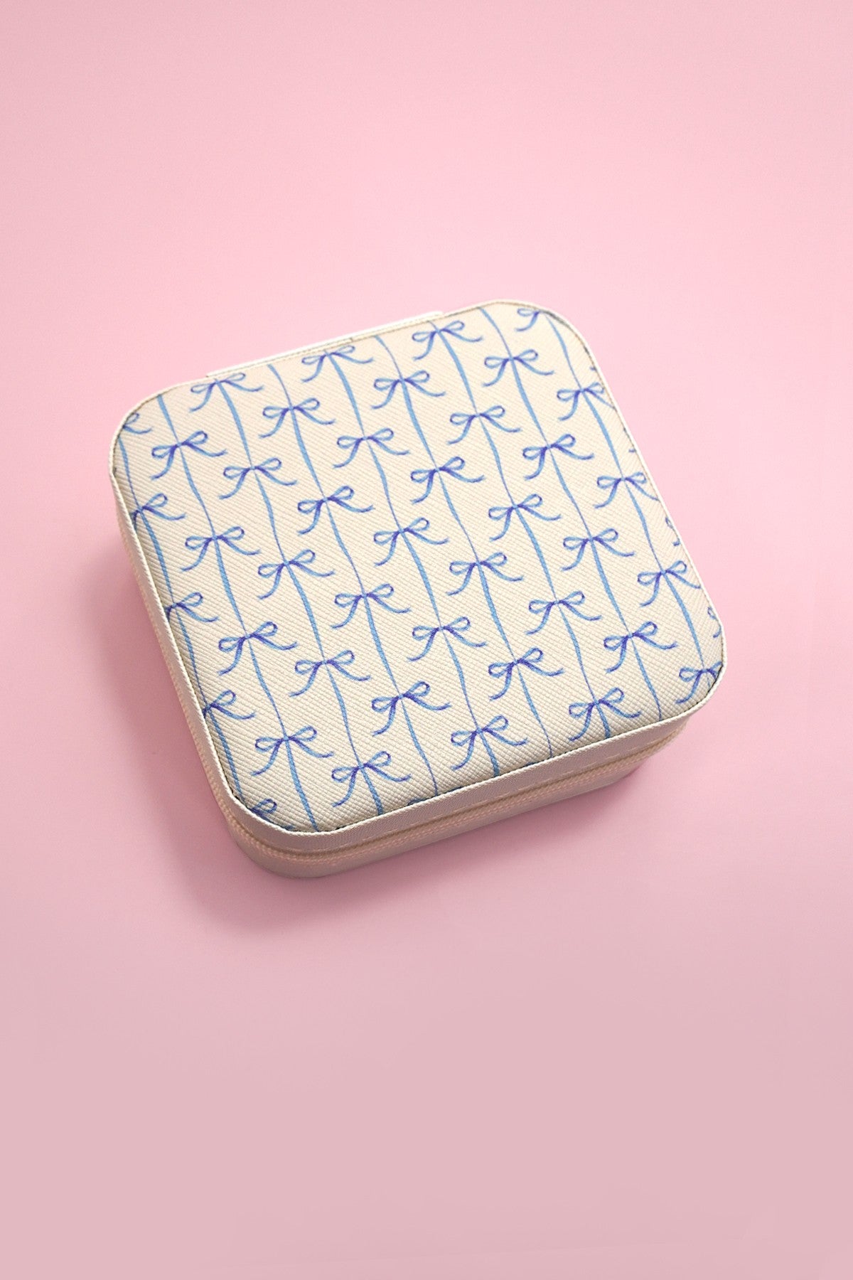 Pretty in Bows Case (2 Colors)