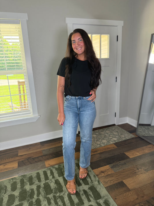 Straight to the Point Jeans